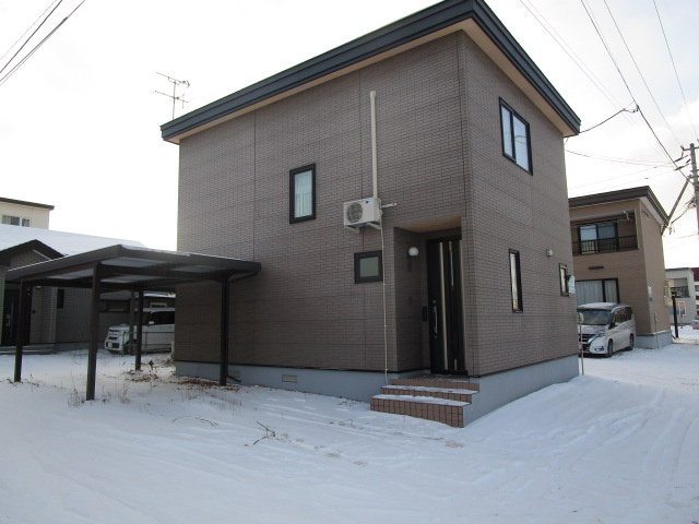 西16南5借家（18-20）2階建