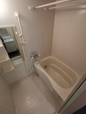 【浴室】 | Lien de famille