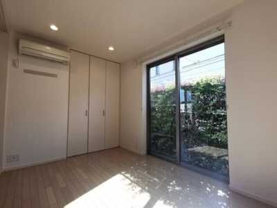 【寝室】 | Lien de famille