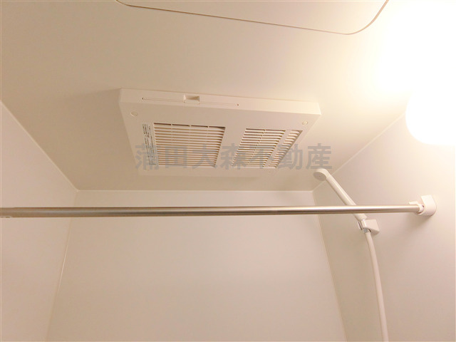 フォルティッシモアート西六郷の浴室