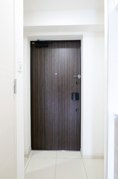 ブライズ中野南台の玄関