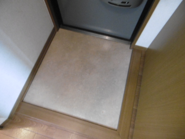 【玄関】 | ファミール豊田