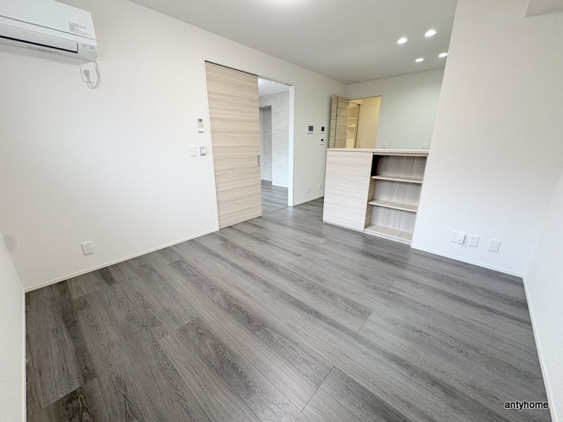 パサログランデ背戸口　仲介手数料無料の居間・リビング