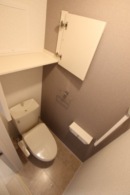 【トイレ】 | アーモンドアイ