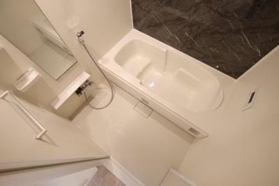 【浴室】 | アーモンドアイ