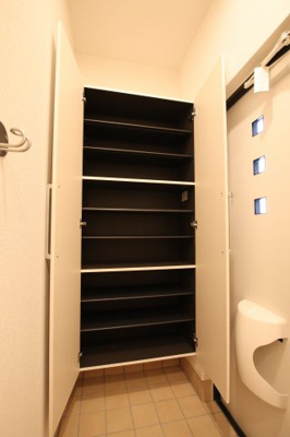 【収納】 | アーモンドアイ | シューズボックス