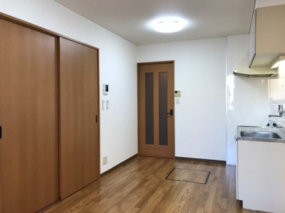 【洋室】 | エルミタージュ