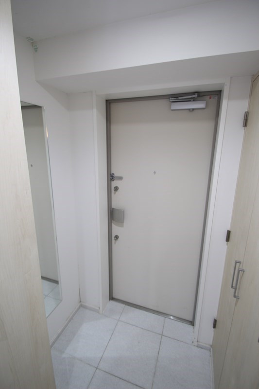 MAXIV鶴見の玄関