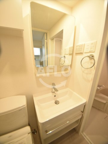 セレニテ桜川駅前プリエの独立洗面台|セレニテ桜川駅前プリエ　独立洗面台