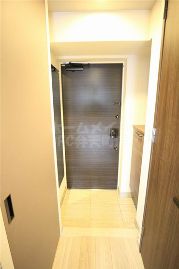 【玄関】 | レジュールアッシュアーバンフロー | 明るい玄関です