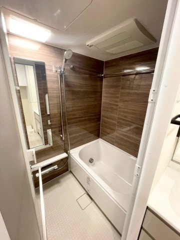 千代田区外神田２丁目の賃貸マンションの浴室