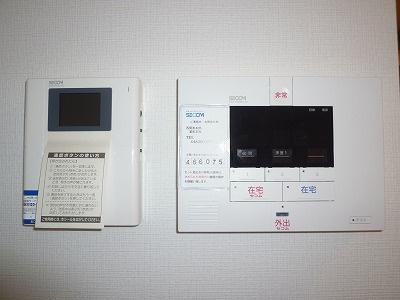 リブリ・アニヴェルセルの設備|セコム