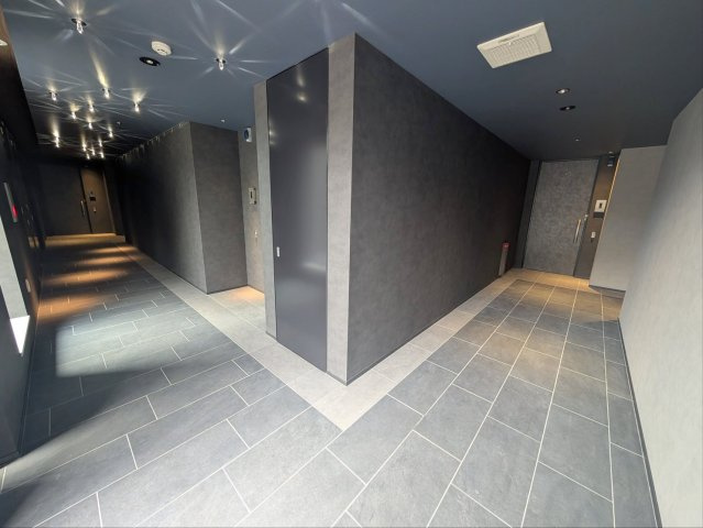 ザ・カリフォルニアレジデンスのエントランス