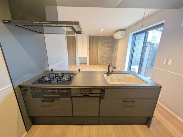 ザ・カリフォルニアレジデンスのキッチン