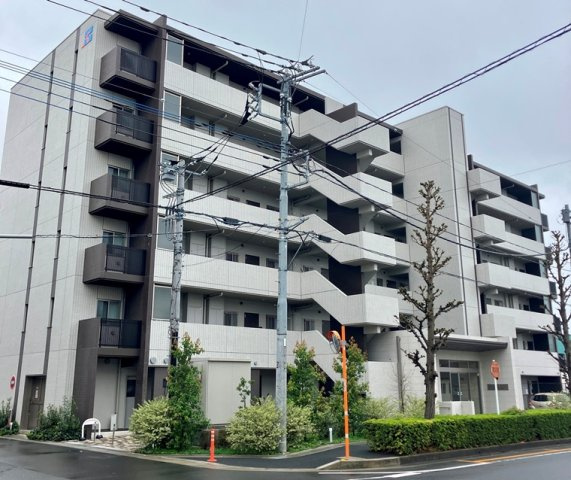 ベルドゥムール草加金明通りの外観