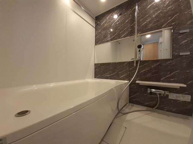 カルバス　ヴィラージュの浴室