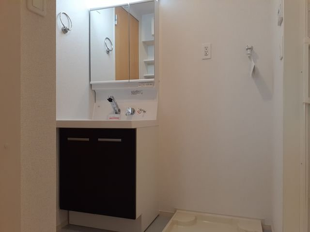 カルバス　ヴィラージュの洗面所