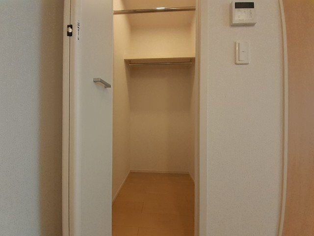 カルバス　ヴィラージュの収納