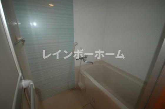 ピュア氷川台二番館の浴室