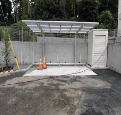 川崎市麻生区下麻生２丁目のアパートの駐車場