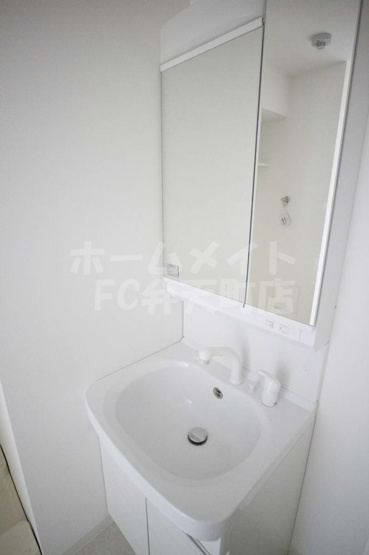 【洗面所】 | セオリー大阪ベイシティ | 洗面所です