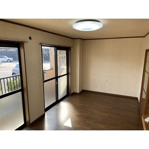 ルモンエストの居間・リビング