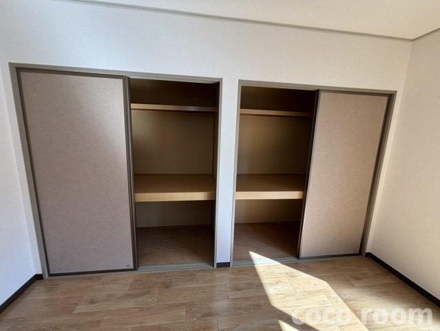 グランシャリオA棟の収納