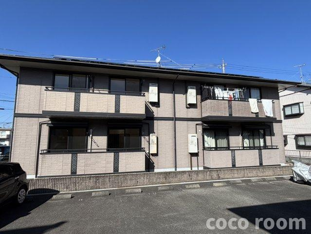 グランシャリオA棟の外観