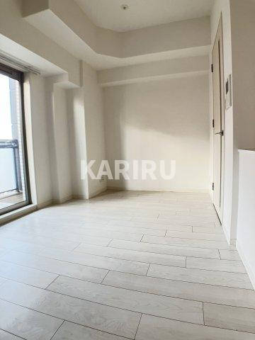 アドバンス大阪城北ルミウスの洋室