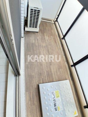 アドバンス大阪城北ルミウスのバルコニー