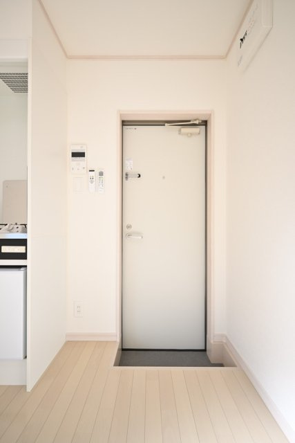 ＡＰＴ西新井の玄関