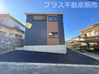 【外観】 | 現地写真。同じ物件を見るなら、プラス不動産販売にお任せ下さい。