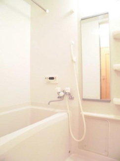 【浴室】 | リトル　マーシュ　Ⅰ | 日々の疲れを癒すお風呂付です