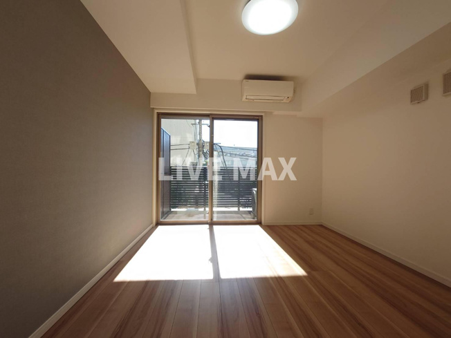 【寝室】ベルフェリーク横濱山下町