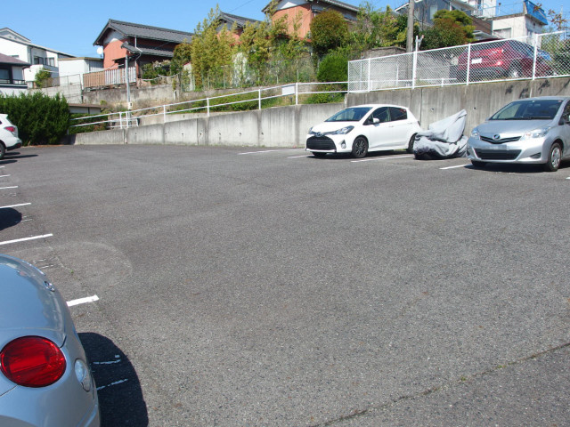 Palette T2の駐車場