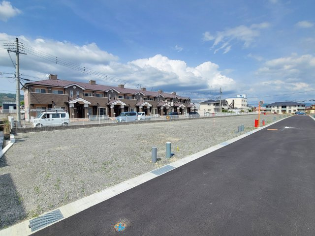 ライフフィールド岩出森の外観