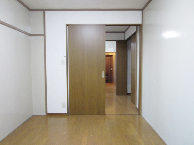 コートＭ＆Ａ　Ｐａｒｔ６の居間・リビング|綺麗な形の使いやすいお部屋です