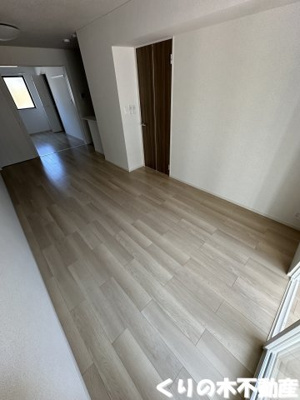 【居間・リビング】 | バリープレイス | 同タイプのお部屋です（現況を優先します）