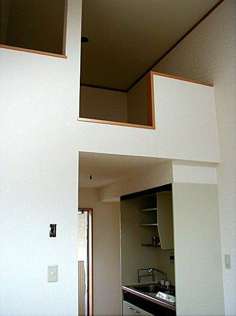 杉並区堀ノ内２丁目のアパートのバルコニー