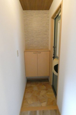 【玄関】 | アベニュー殿山