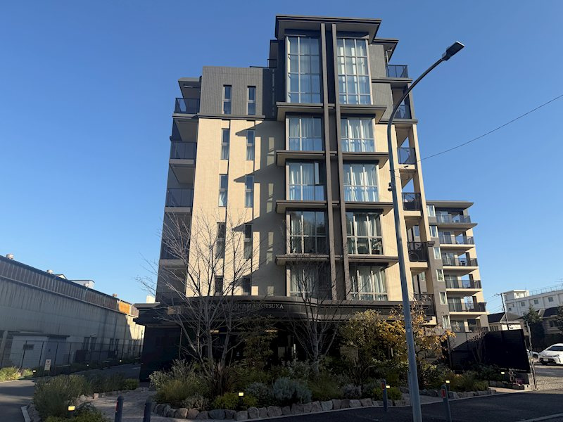 ヴェレーナ横浜戸塚グランラルジュ