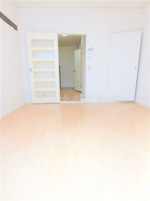 サンティーナSの居間・リビング