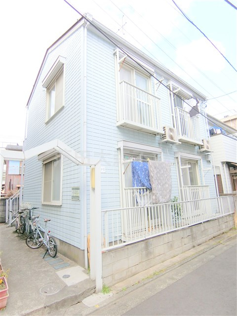 サンティーナSの外観|1991年9月築　軽量鉄骨造地上2階建て総戸数4戸
東京都大田区南六郷1丁目　京浜急行本線雑色駅徒歩12分