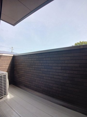 【バルコニー】 | ブリーゼ西 | 開放的で明るい空間を演出してくれるバルコニーです