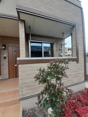 【バルコニー】 | ラヴィーン（ＲＡＶＩＮＥ）Ⅰ | お洗濯にも便利なバルコニー付き