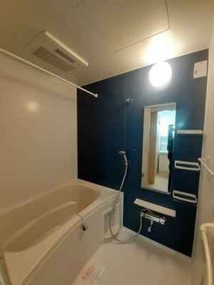 【浴室】 | ラヴィーン（ＲＡＶＩＮＥ）Ⅰ | コンパクトで使いやすいお風呂です