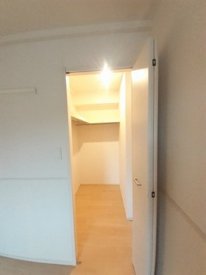 【収納】 | ラヴィーン（ＲＡＶＩＮＥ）Ⅰ | ちょっとした収納スペースも充実しています