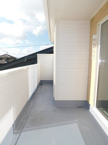 愛西市諸桑町郷城の新築一戸建のバルコニー|◇バルコニー◇　　南面で陽当り良好なワイドバルコニー♪