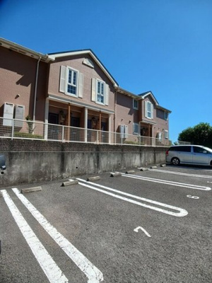 【駐車場】 | メゾンドヴェール西ノ庄 | 駐車場があります