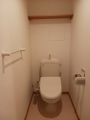 【トイレ】 | ポルトーネ | 清潔感のあるトイレです